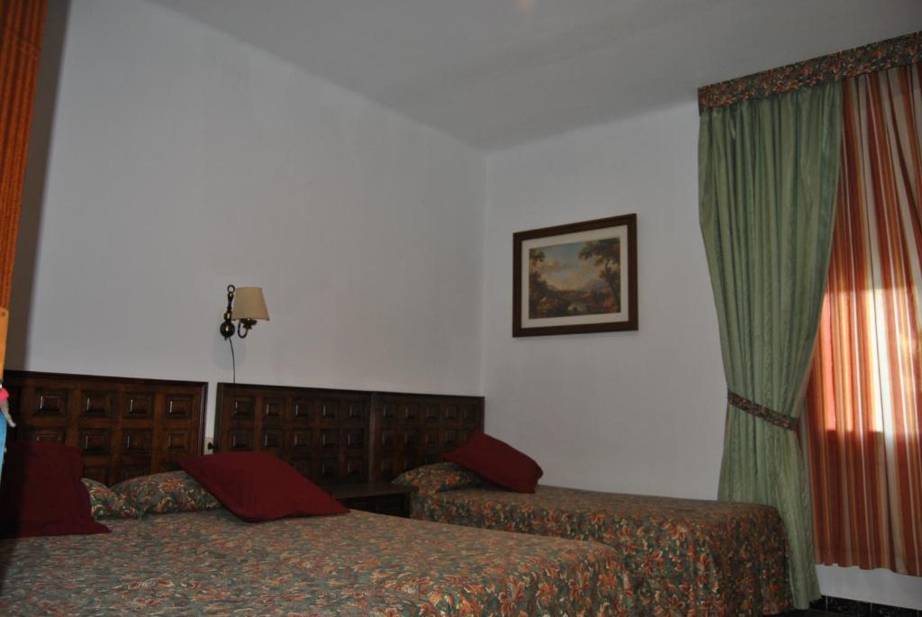 Hotel Montana Roses Room photo